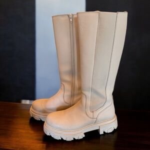 Steve Madden Leather Boots